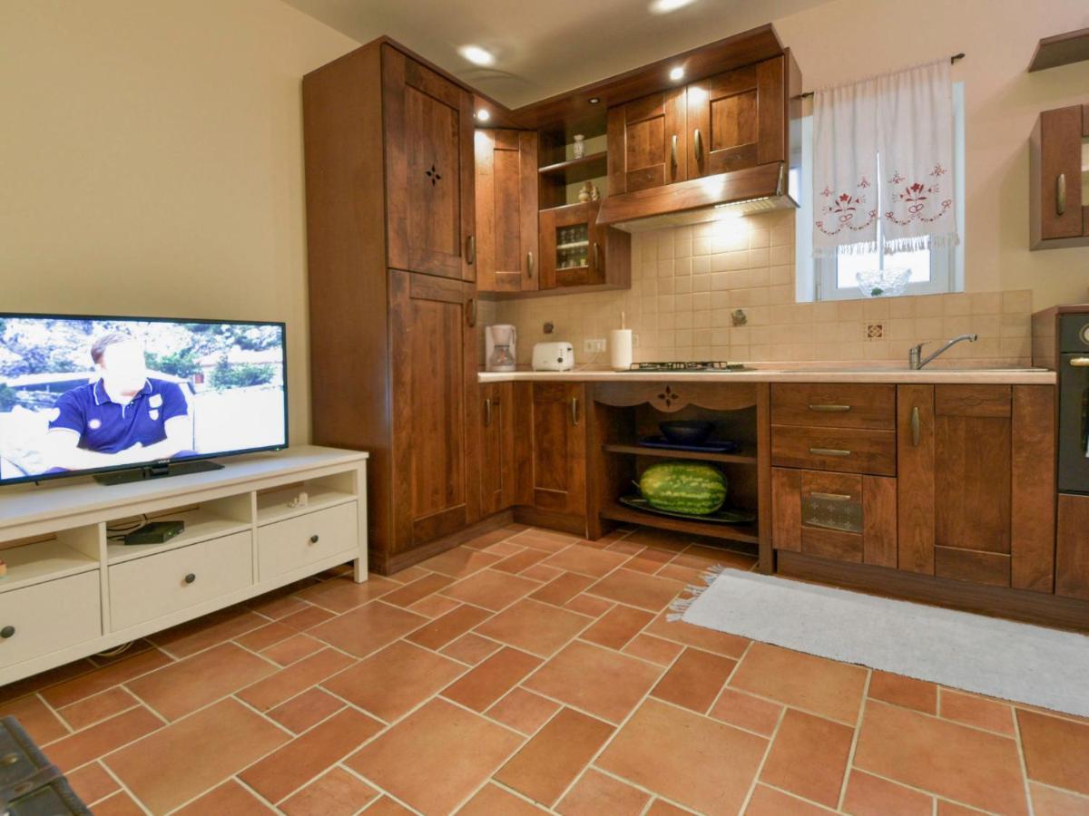 Holiday Home Mali Dvori By Interhome Diklo Exterior photo
